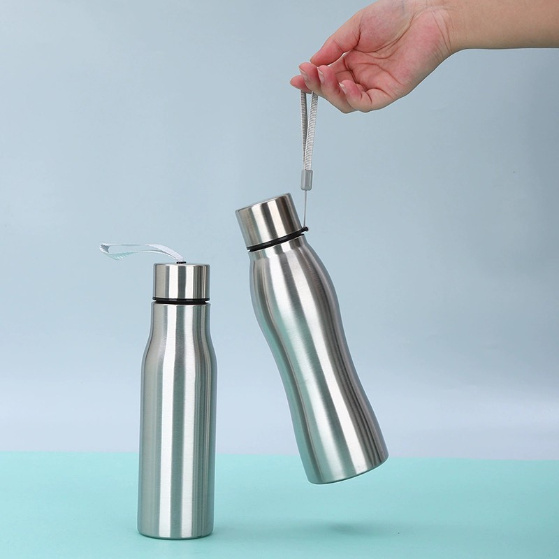water bottle with rope